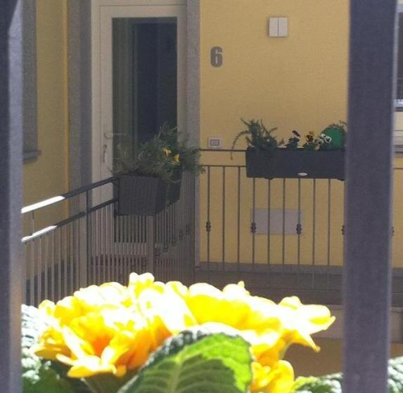 Пансион Bhl Boutique Rooms Legnano