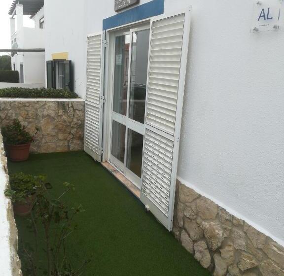 펜션 Carrapateira Lodge