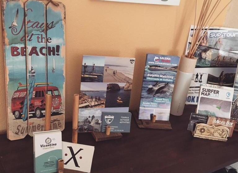 펜션 Carrapateira Lodge