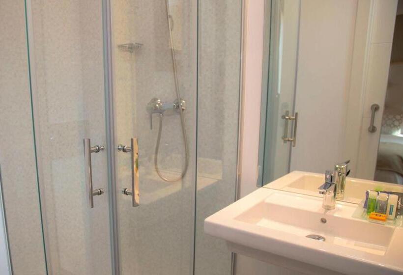 پانسیون Hab Urban Hostel