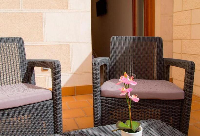 پانسیون Hab Urban Hostel