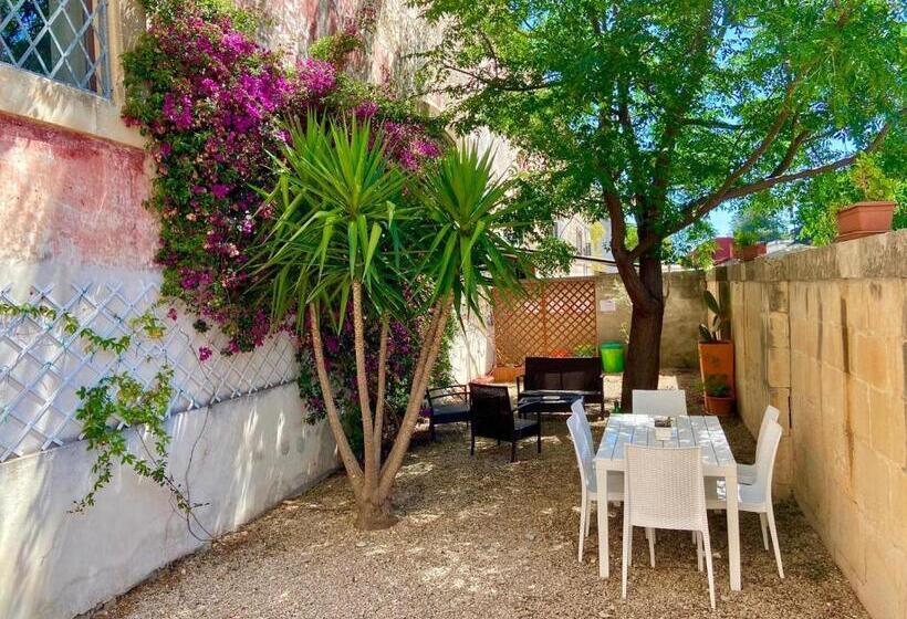 بنسيون Il Torrino