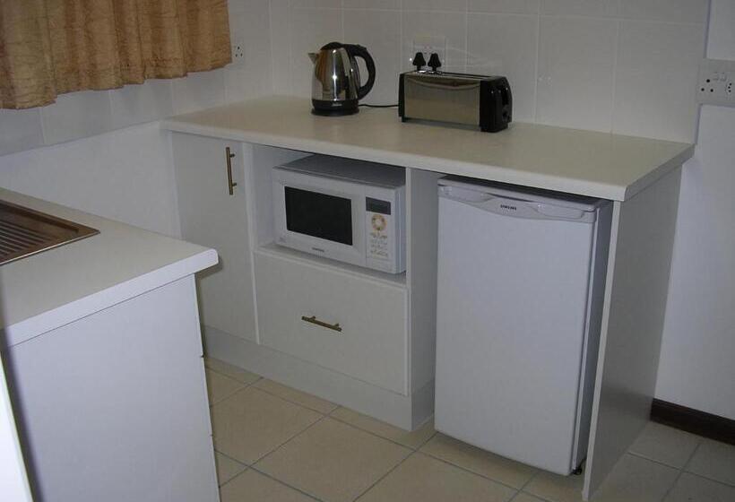 Пансион Newton Sands Guesthouse