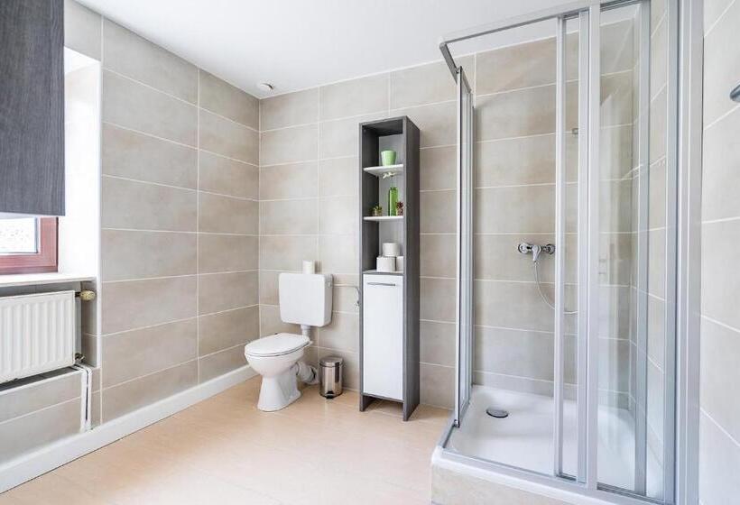 膳宿费 Nurburgring Rooms Pinocchio