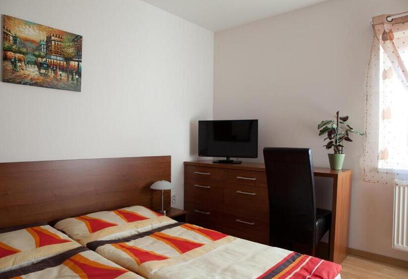 ペンション Penzión Ulička