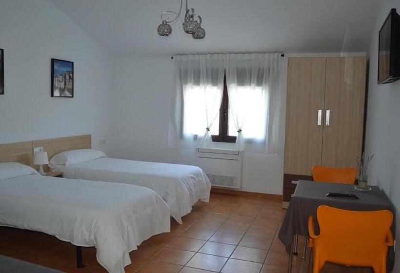 פנסיון Rural Reillo Alojamientos Rurales