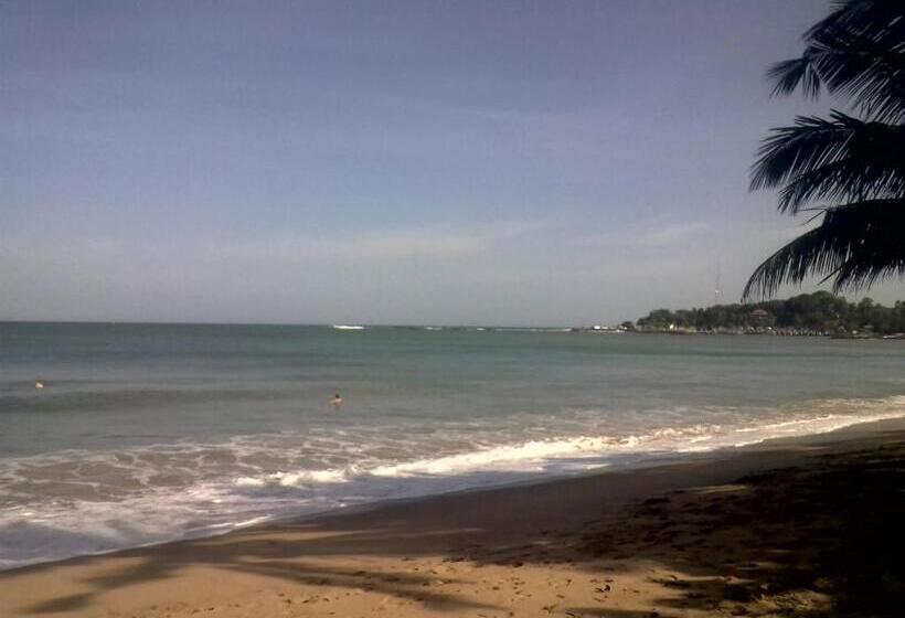 פנסיון Sasagara Beach Villa