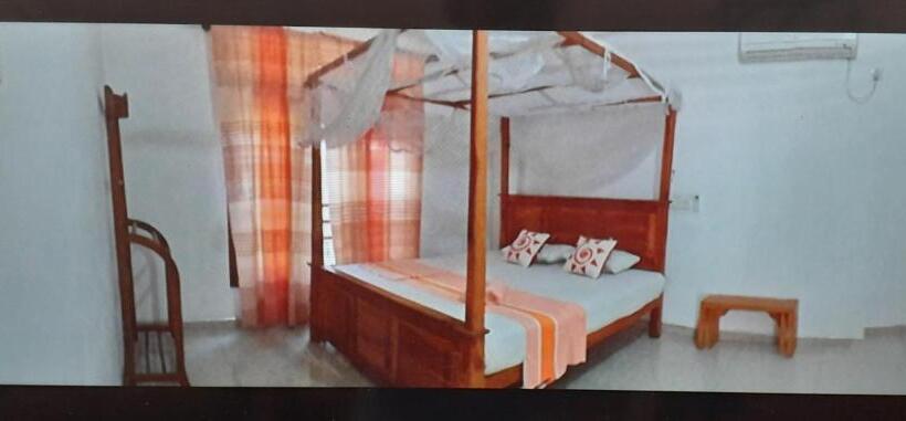 פנסיון Sasagara Beach Villa