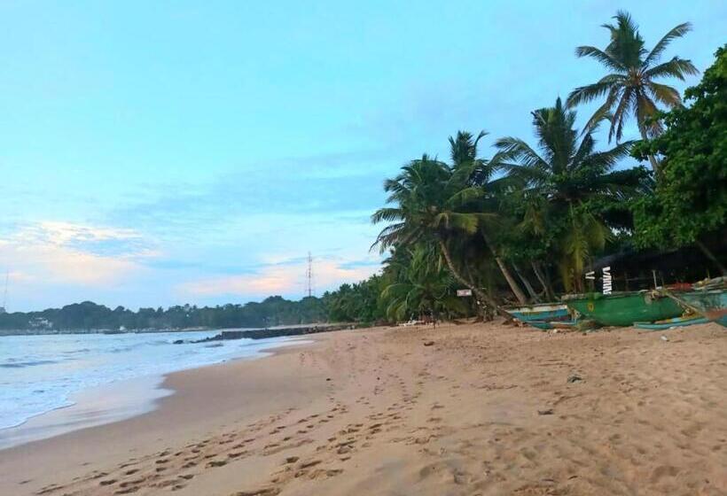 פנסיון Sasagara Beach Villa