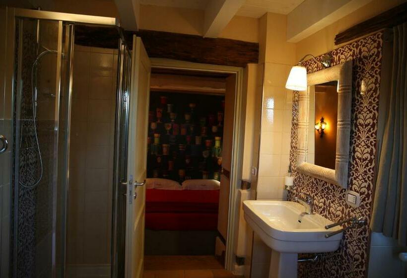 פנסיון Scardalano Resort