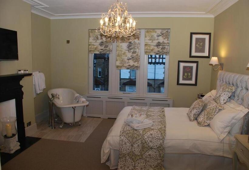 بنسيون Springdale Guest House