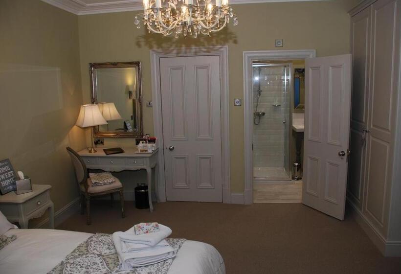 بنسيون Springdale Guest House