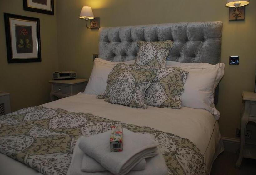 بنسيون Springdale Guest House