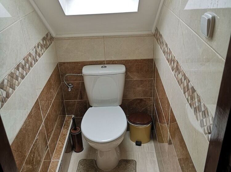 ペンション Szabó Vendégház