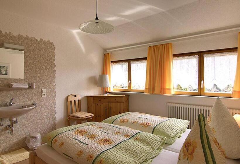 Общежитие Gasthaus Zur Linde