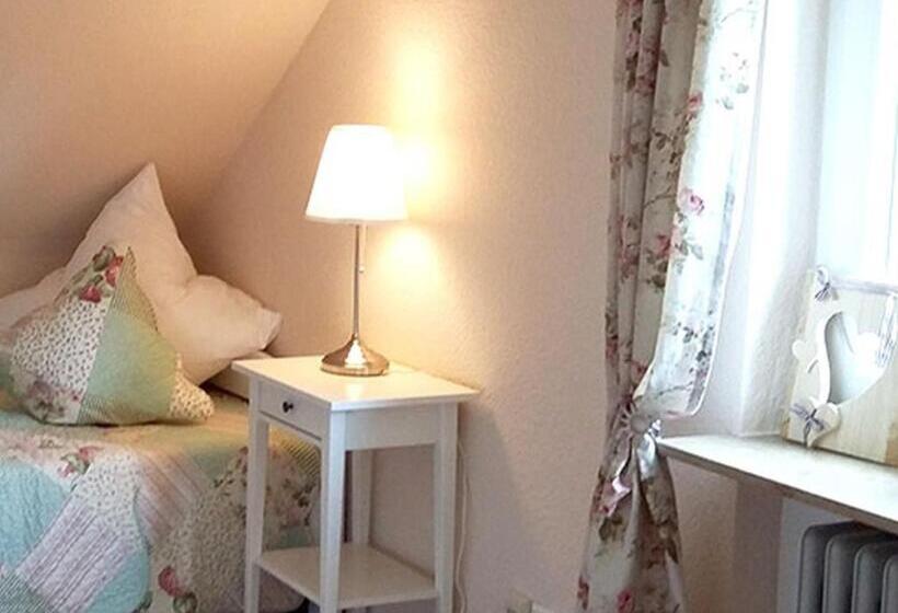 Общежитие Gasthaus Zur Linde