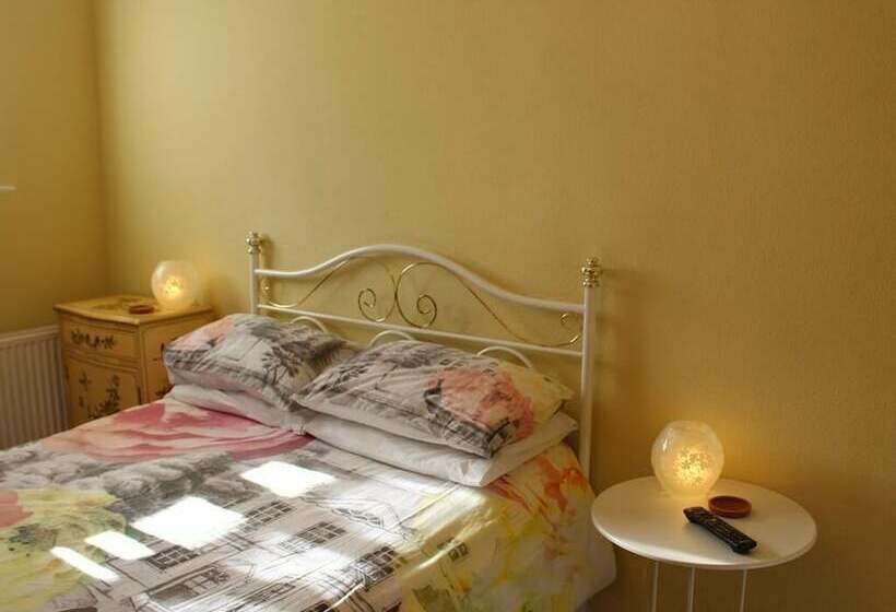 فندق صغير The Railway Inn Westerfield