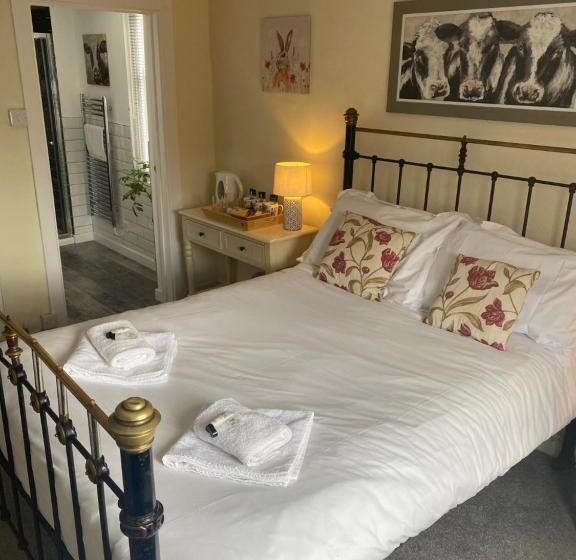 فندق صغير The Ship Inn Fowey