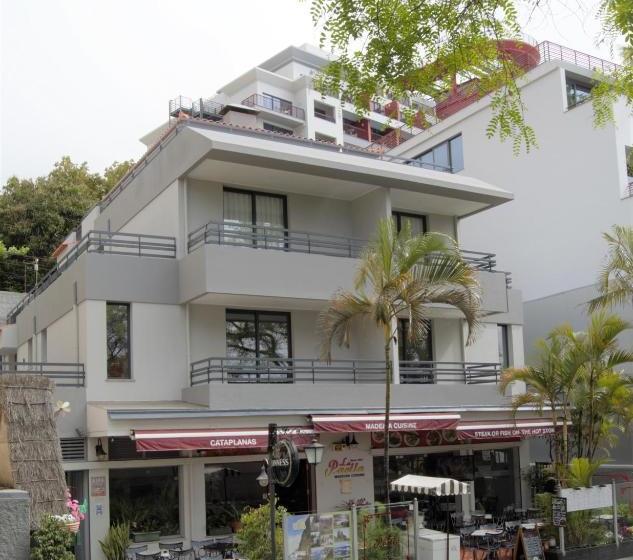 Apartamentos Turísticos Vitoria By Petit Hotels