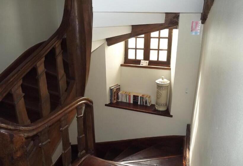 Appart Hotel Maison Saint Michel