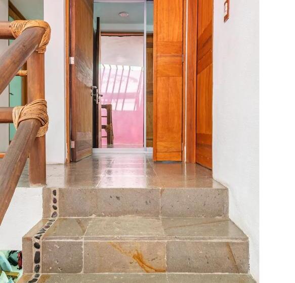 مبيت وإفطار Casa La Columna