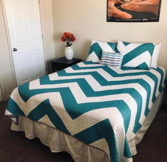 Cedar Canyon Condos