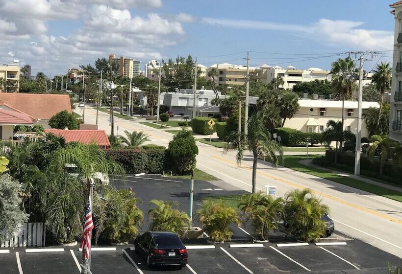 Ocean Villas Of Deerfield