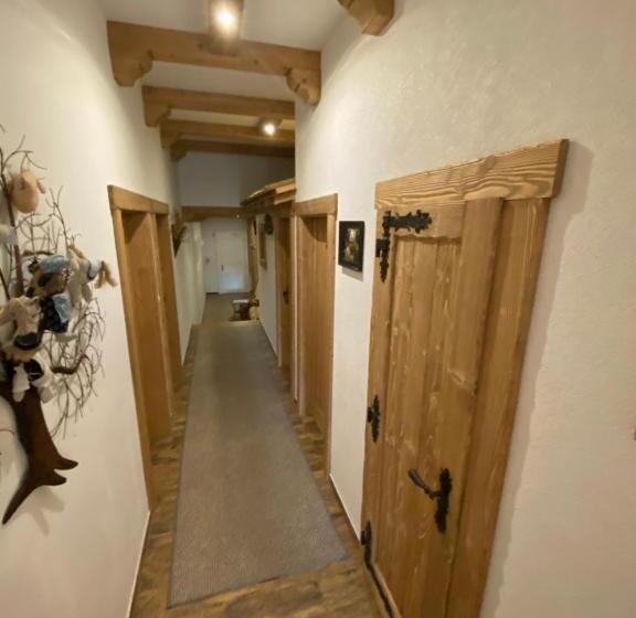 بنسيون Apartmany Moravienka