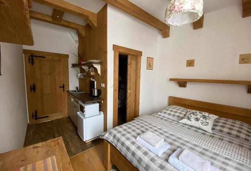 بنسيون Apartmany Moravienka