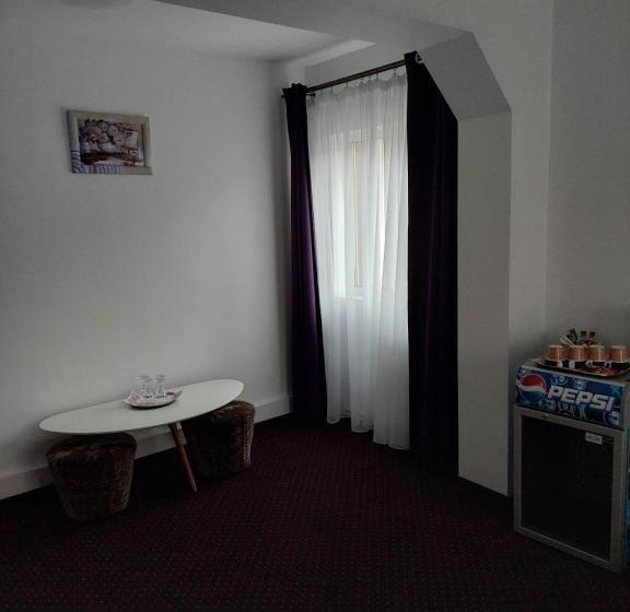 פנסיון Casa Azugeana