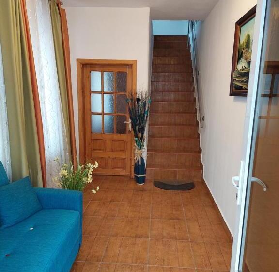 פנסיון Casa Azugeana