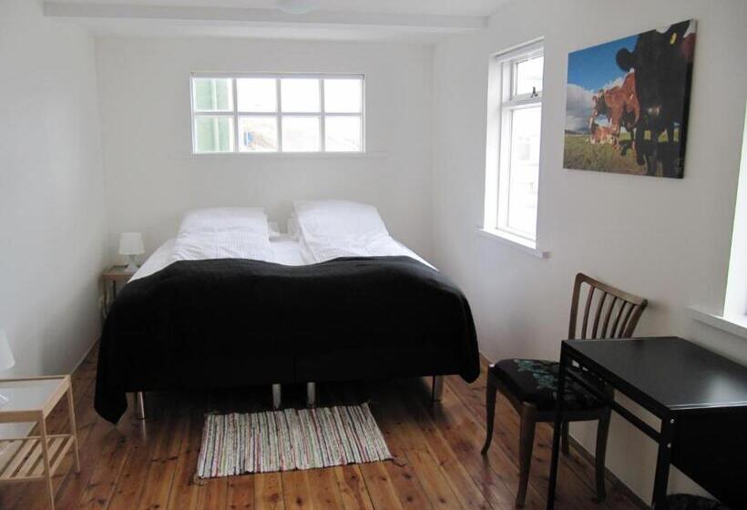 Pension Grand Inn Bar And Bed