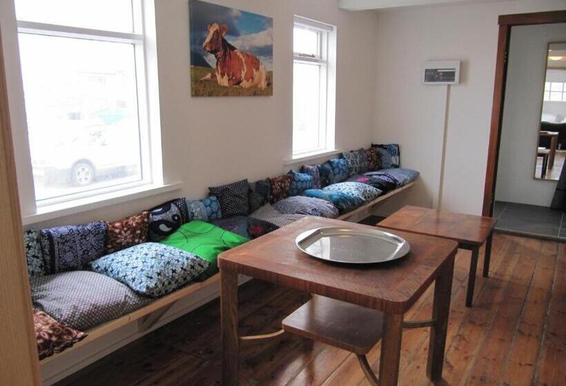 Pension Grand Inn Bar And Bed