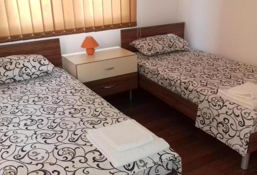 펜션 Guest House Nedelchevi