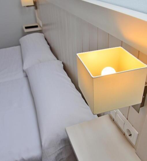 ペンション Hostal La Fonda