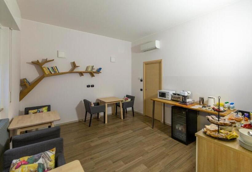 بنسيون Il Giardino Di Fiorina