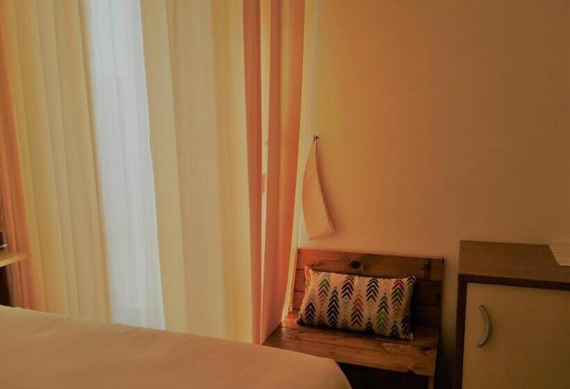 پانسیون La Fonte Guest House