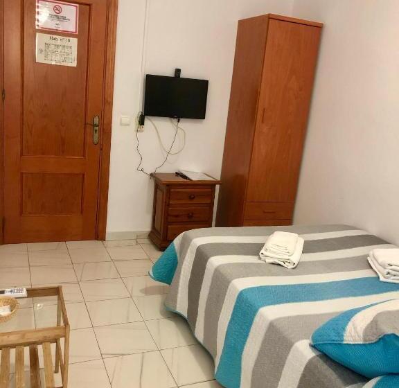 פנסיון Ochomin Hostel