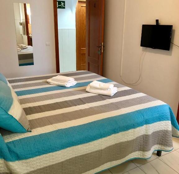 פנסיון Ochomin Hostel