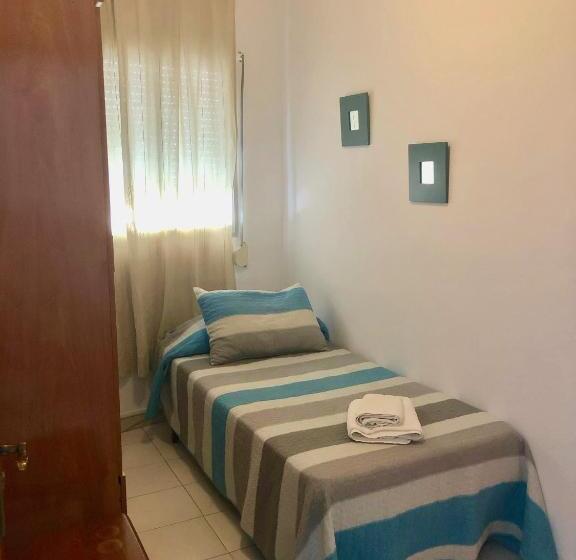 פנסיון Ochomin Hostel