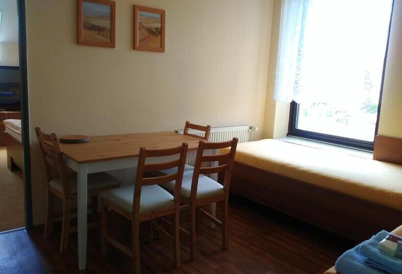 膳宿费 Penzion Eden Turnov