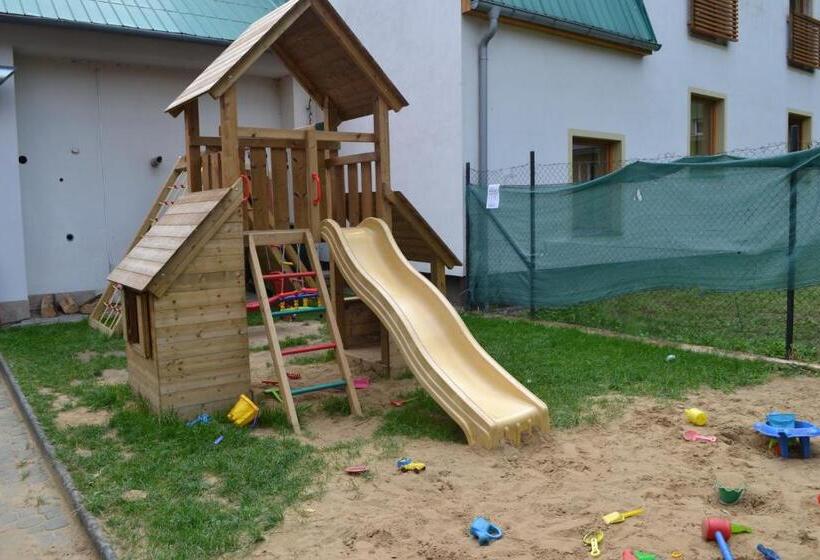 펜션 Penzion U Zámecké Zahrady