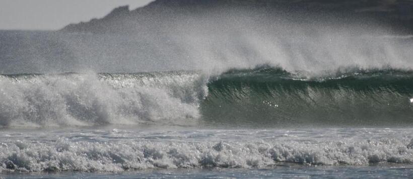 膳宿费 Rolling Wave Guesthouse