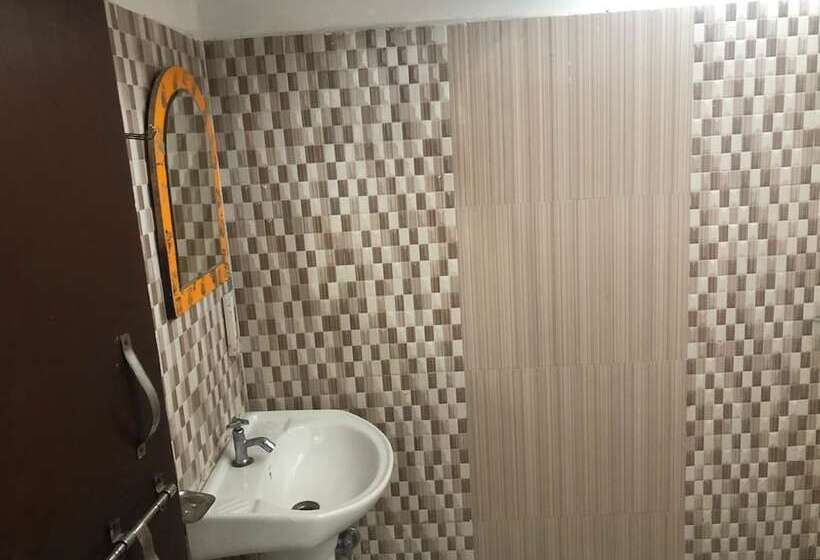 Пансион Sonu Guesthouse & Hostel