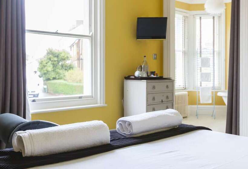 Пансион The White House