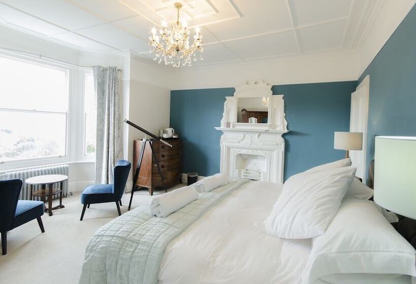 Пансион The White House