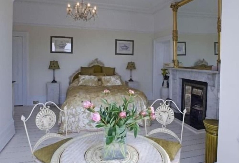 Пансион The White House