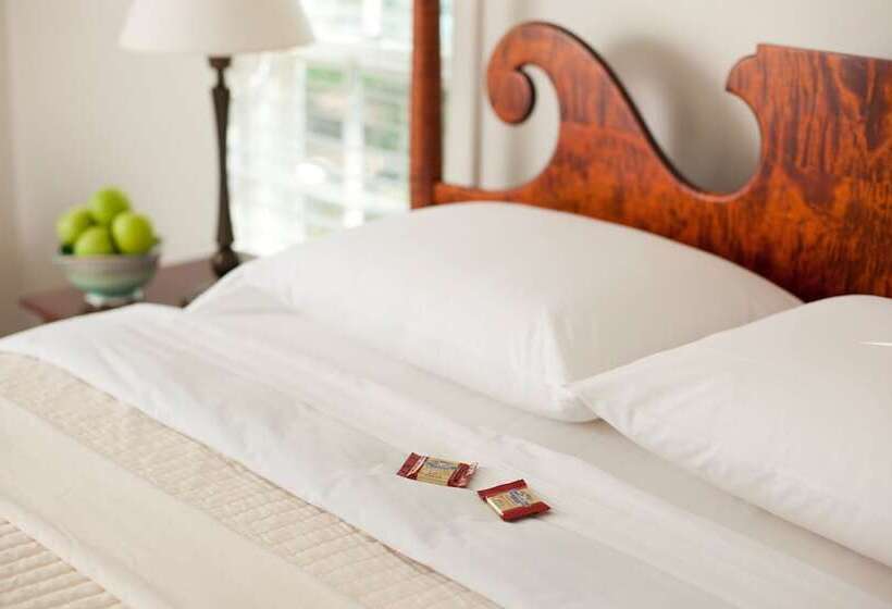 旅馆 Inn At Sunrise Point