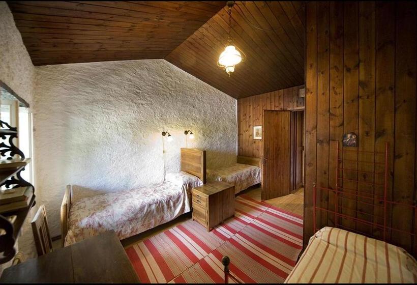 Отель Agriturismo Famiglia Al Castello Di Bagnolo