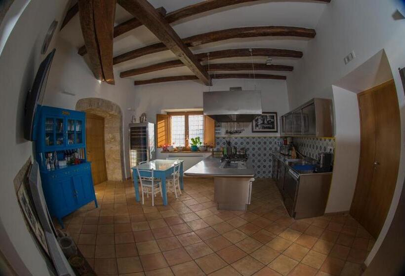 בית מלון כפרי Palazzo Tronconi